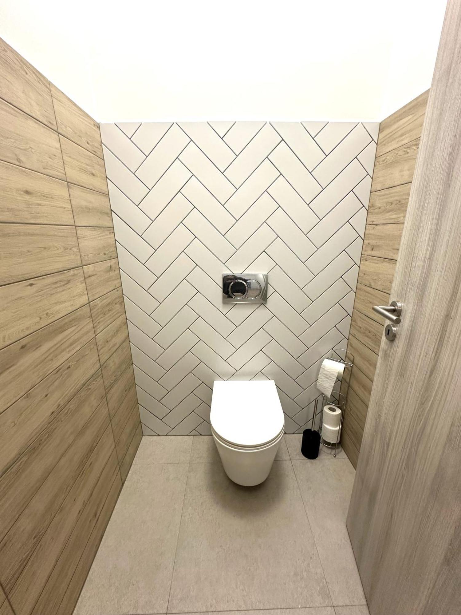 Berzsenyi Apartmanhaz Kaposvár Esterno foto
